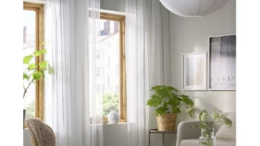 Ni repelentes ni mosquiteras: Ikea crea la soluci¨®n definitiva para dormir tranquilo en verano y cuesta menos de 7 euros