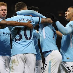 Manchester United 1-2 Manchester City: Guardiola ata media Premier