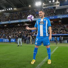 Medio mundo alucina con la vuelta de Lucas Pérez a Riazor