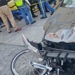 Conductor atropella a ciclistas peregrinos en CDMX; hay 12 heridos
