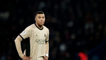 Soccer Football - Ligue 1 - Paris St Germain v Brest - Parc des Princes, Paris, France - January 28, 2024 Paris St Germain's Kylian Mbappe reacts REUTERS/Benoit Tessier