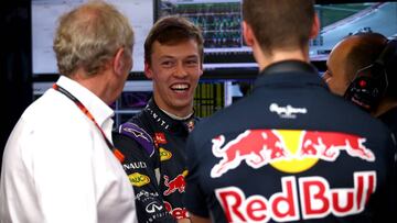 Daniil Kvyat con Helmut Marko.