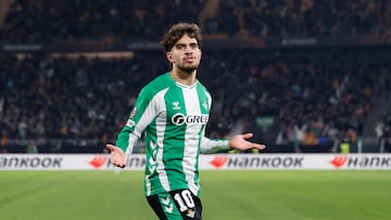 Abde celebra un gol.