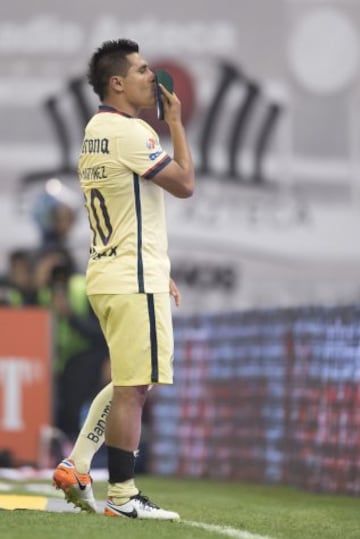Las Águilas vencieron a Rayados por la mínima con anotación de Osvaldo Martínez. 


