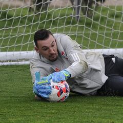 Dos altas y dos bajas para visitar Rosario