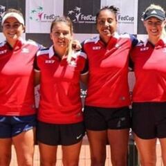 Chile barre con Perú y da el primer paso en la Fed Cup
