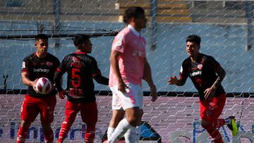 Futbol, Universidad Catolica vs Nublense.
Fecha 27, campeonato Nacional 2022.
El jugador de Nublense Patricio Rubio, derecha, celebra su gol contra Universidad Catolica durante el partido de primera division disputado en el estadio El Teniente de Rancagua, Chile.
08/10/2022
Andres Pina/Photosport

Football, Universidad Catolica vs Nublense.
27th turn, 2022 National Championship.
Nublense's player Patricio Rubio, right, celebrates after scoring against Universidad Catolica during the first division match held at the El Teniente stadium in Rancagua, Chile.
08/10/2022
Andres Pina/Photosport