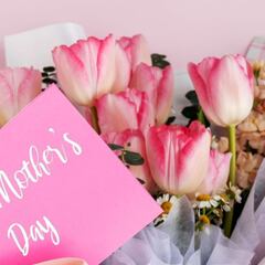 Do florists deliver flowers on Mother’s Day? What are the most common flowers?