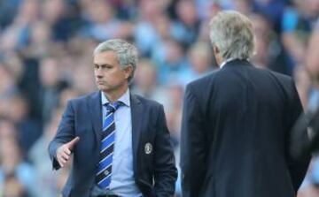 Manuel Pellegrini y Jos&eacute; Mourinho se ver&aacute;n las caras en un partido decisivo para la Premier.