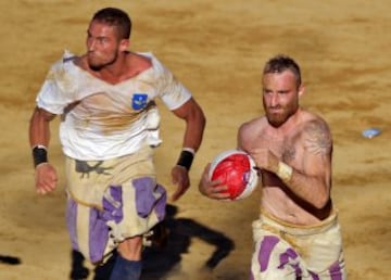 Partido del equipo blanco contra el verde.