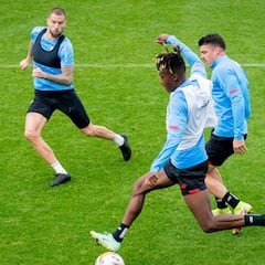 Elche, Mallorca y Torino preguntan por Capa, que se queda