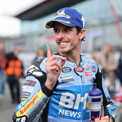 Álex Márquez: “Marc me ha dado una colleja, pero he ganado yo”