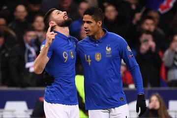 El central franc¨¦s, percibe 13.2 millones por temporada con el Real Madrid.