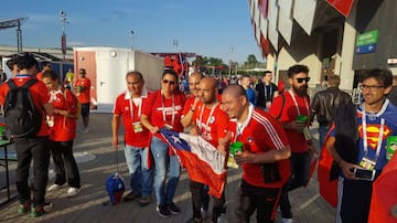 Así se vive la previa de Chile-Camerún en Moscú. 