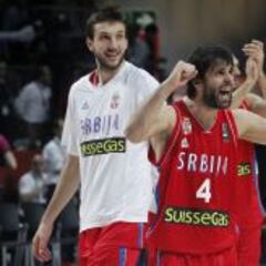Serbia tiene a sus 12: Teodosic, Bjelica, Raduljica, Kalinic...