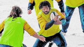 <b>LA BESTIA EN LA NIEVE. </b>Besteraud se entrena en un París nevado.