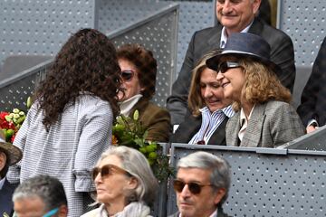 Xisca Perelló y la Infanta Elena asisten al partido entre Rafa Nadal y el argentino Pedro Cachín del Mutua Madrid Open.
29/04/2024