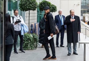 Jude Bellingham llegando al hotel. 