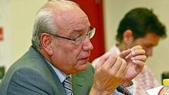 Samper rodea de misterio la continuidad o no de Javi