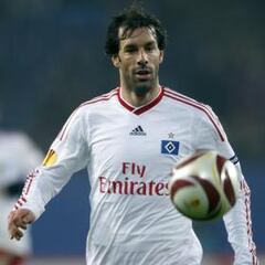 El Málaga intenta convencer a Van Nistelrooy en Alemania