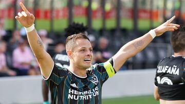 ‘Chicharito’ Hernández suffers a setback on the road to recovery