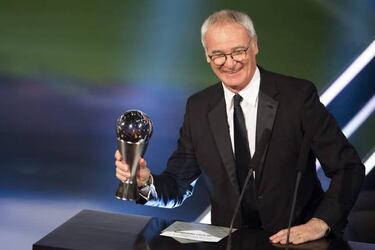 Ranieri es 'The Best' entrenador por el milagro del Leicester