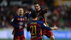 Messi surpasses 300 league goals in Barça win at Gijón