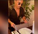 Siguen los tributos a Maradona ahora Salt Bae reserva una mesa