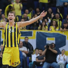 Jan Vesely sucede a Doncic como MVP de la Euroliga