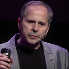 Un virólogo italiano recomienda hacer test a todos los contactos de un positivo