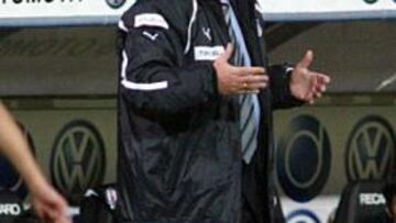 <b>SENTENCIADO. </B>La eliminación de la Copa de Turquía ha dejado a Del Bosque fuera el banquillo del Besiktas.