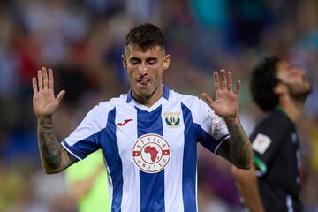 LEGANES, SPAIN - SEPTEMBER 29: Dani Raba of CD Leganes celebrates after scoring his team's second goal with team mates during the LaLiga Hypermotion match between CD Leganes and Racing de Santander at Estadio Municipal de Butarque on September 29, 2023 in Leganes, Spain. (Photo by Manu Reino/DeFodi Images via Getty Images)