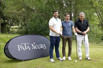 Sponsors. Pata Negra, uno de los patrocinadores del torneo.
Rafael Monje, Alejandro Basanta y Alfonso Almaz¨¢n.