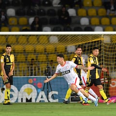 El jugador de la Roja que le generó un gran problema a Católica y la U: ¡ya no tienen margen!