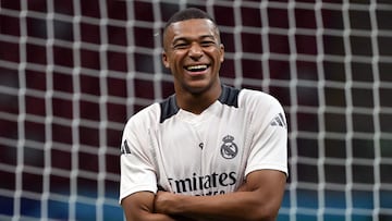 Kylian Mbappé, en el último entrenamiento del Real Madrid antes de la Supercopa de Europa, víspera de su debut como jugador madridista.