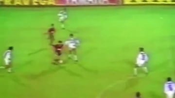 Maradona marcó un gol idéntico al de Messi con la camiseta de Newell's