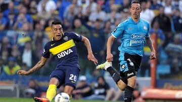 Centuri&oacute;n, durante un partido con Boca Juniors.