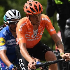 De Marchi, al conductor que casi le arrolla: "¡Casi me matas por ir el primero a un quiosco!"