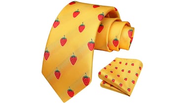 ?Tienes una boda, un bautizo o una comunin? Acierta con este juego de corbata y pa?uelo en 33 dise?os