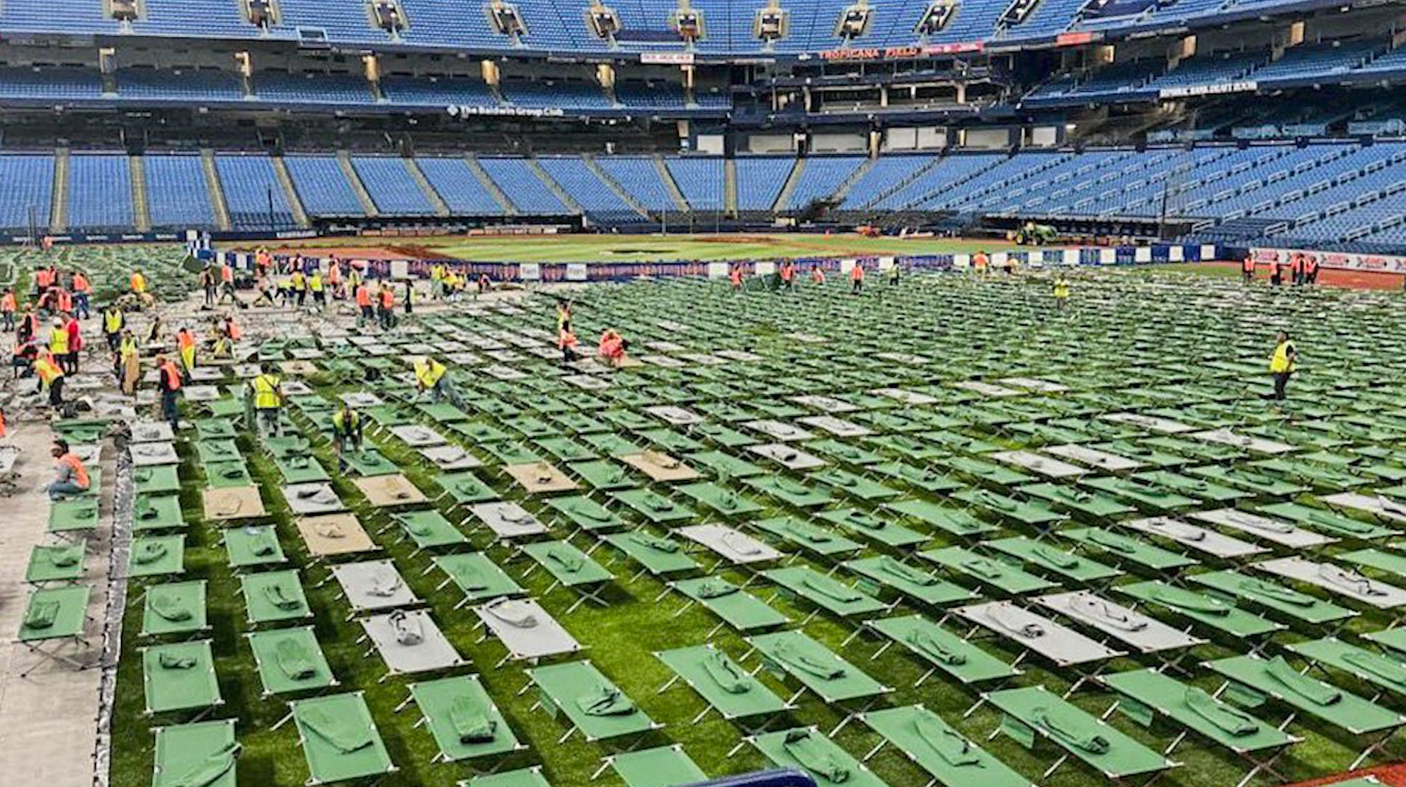 Estadio de Rays se convierte en refugio para rescatistas del huracán Milton