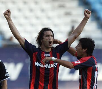 Tras jugar en Europa regresó a Argentina, a jugar durante la temporada 2008-2009 en San Lorenzo.