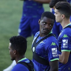 William Carvalho está de vuelta y apunta al Eibar