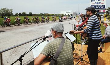 El pelotón durante la decimoctava etapa del Giro de Italia 2021. 