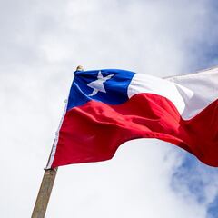 Fiestas Patrias 2023: estos días es obligatorio colocar la bandera y las multas que arriesgas si no lo hacen