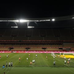 Las imágenes del entrenamiento de España y Suecia en La Cartuja