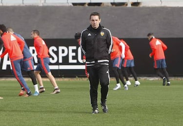 Gary Neville speaks about his failed spell at Valencia