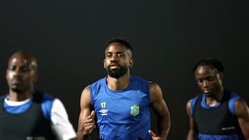 Bakambu, en un entrenamiento con Congo.