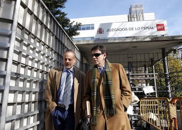 Eufemiano Fuentes, saliendo de los juzgados.