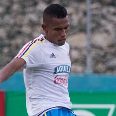 Tesillo y Castellanos, rumbo a Corea para unirse a Selección