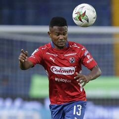 Perlaza afina en los tiros libres: "Voy a tratar de marcar"